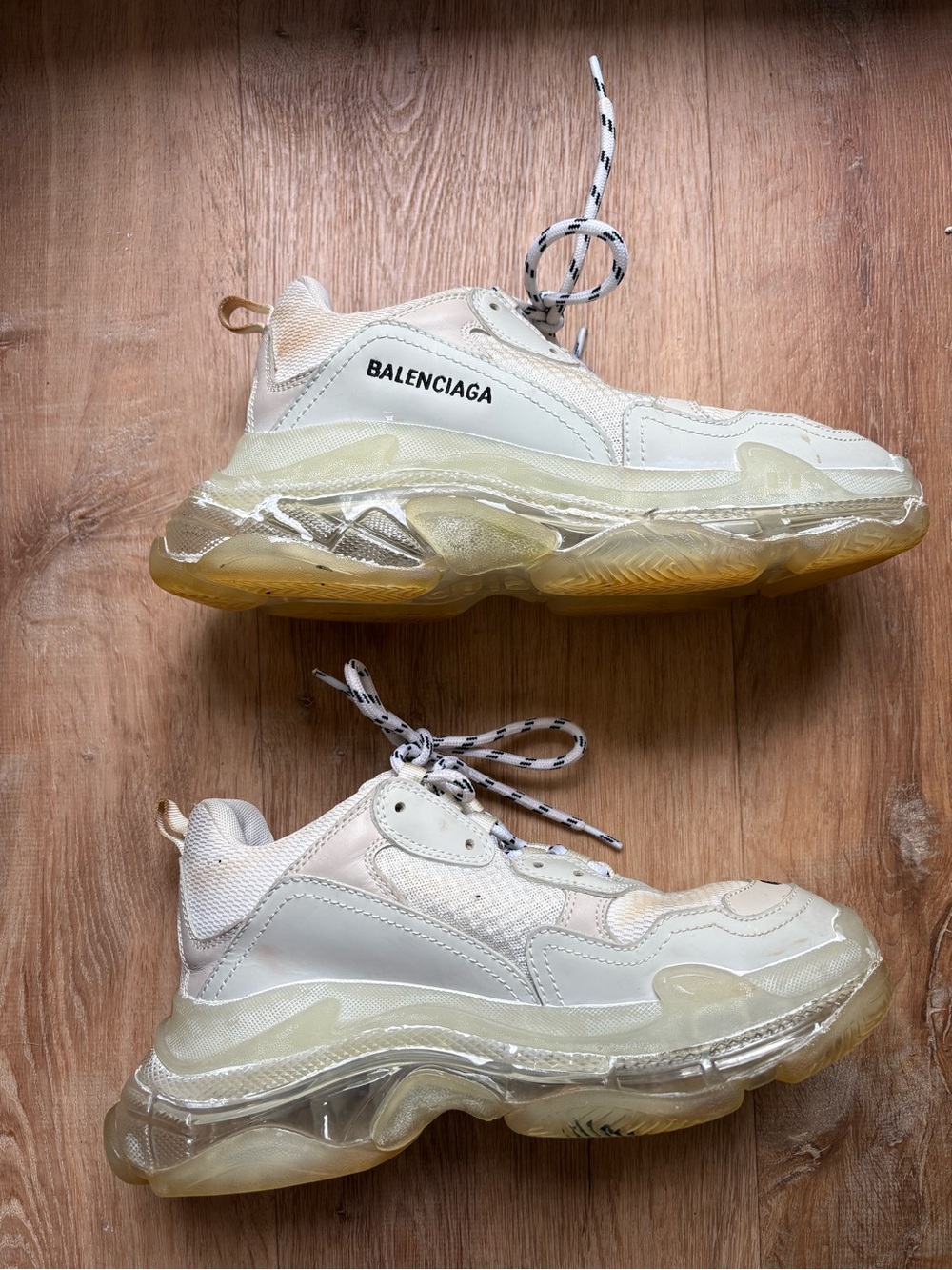 BALENCIAGA TRIPLE S CLEAR SOLE SNEAKERS 40